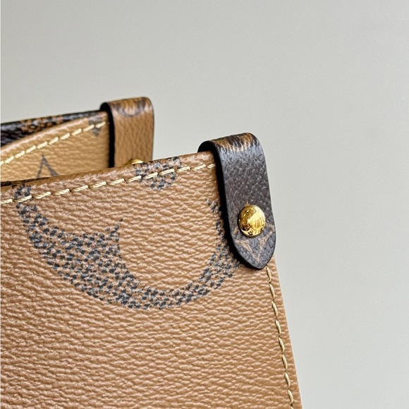 Louis Vuitton Brown Monogram Tote Bag - Picture 5 of 9